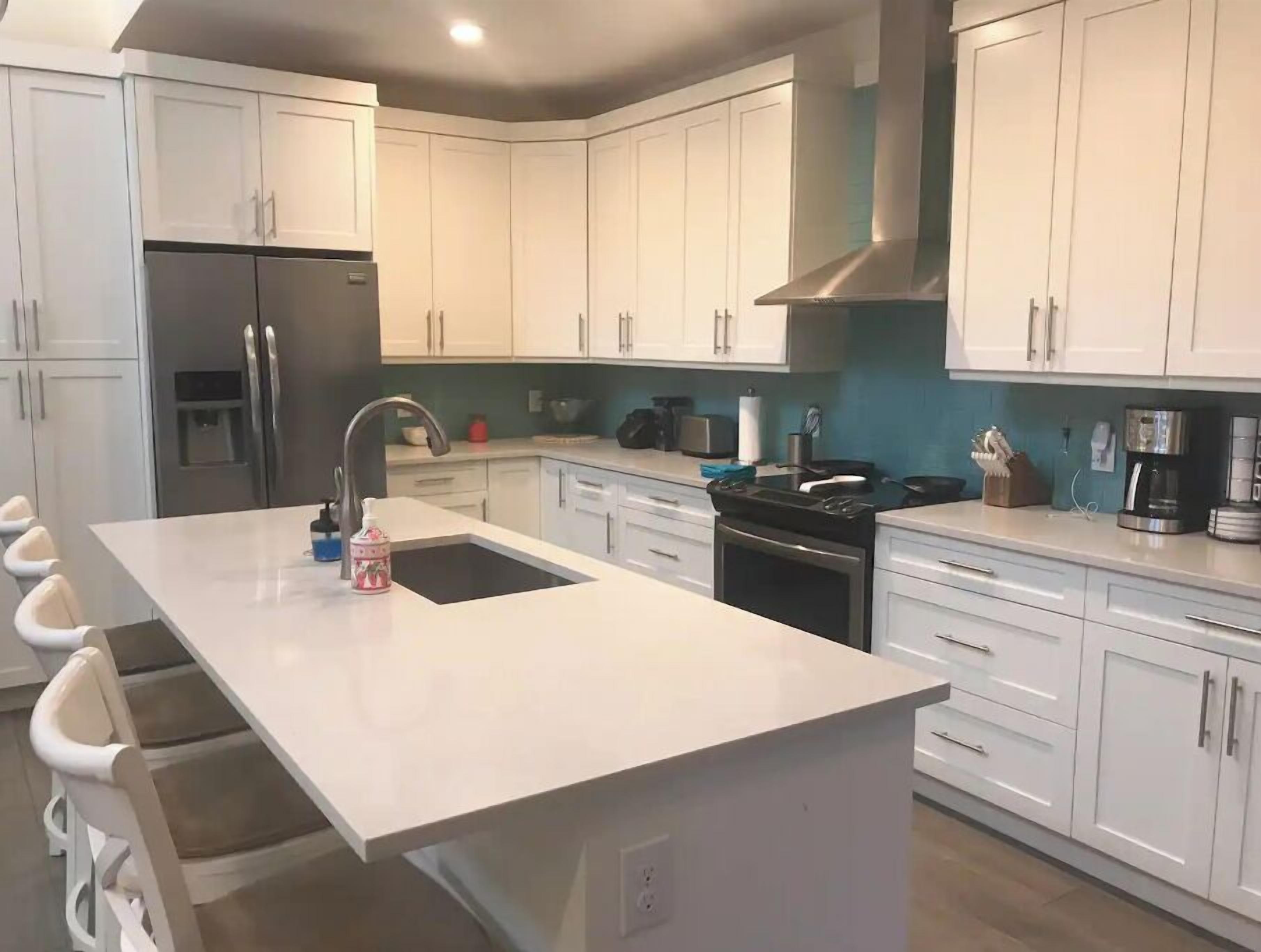 雪櫃、微 波爐、焗爐、爐具