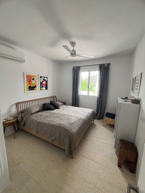 3 bedrooms, desk, iron/ironing board, WiFi - Fantastic Villa in Binixica,  pool, A/C, close to beaches (Binixiquer)