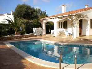 Outdoor pool - Fantastic Villa in Binixica,  pool, A/C, close to beaches (Binixiquer)