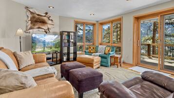 House, 3 Bedrooms | Living area