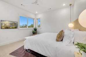 2 habitaciones, escritorio, tabla de planchar con plancha y wifi 