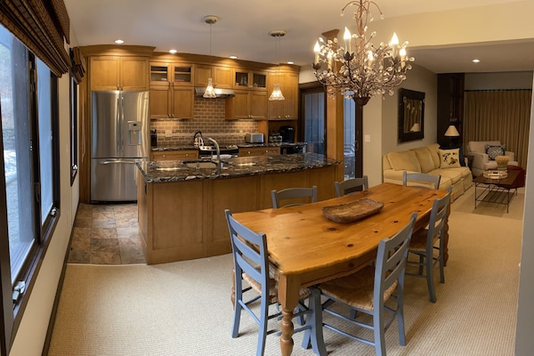 kitchen & dining area