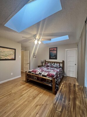 3 Schlafzimmer, Bügeleisen/Bügelbrett, kostenloses WLAN, Bettwäsche