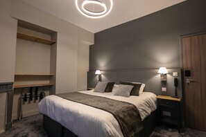 Executive Room | Premium bedding, minibar, desk, soundproofing - Belle Normandy (Bayeux)