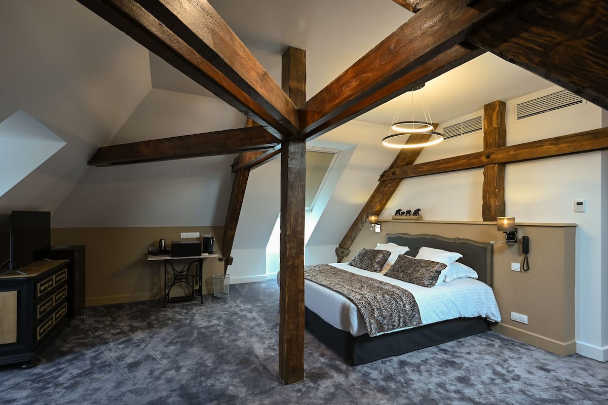 Chambre Prestige | 1 bedroom, premium bedding, minibar, desk