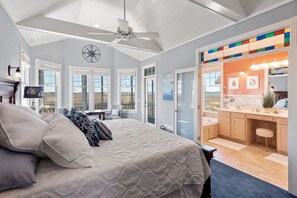 4 makuuhuonetta, silitysrauta/-lauta, Wi-Fi, vuodevaatteet