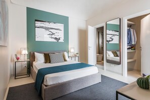 2 quartos, ferros/tábuas de passar roupa, Wi-Fi, roupa de cama