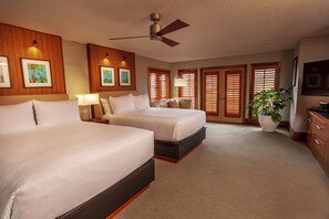 In-room safe, laptop workspace, iron/ironing board, free WiFi - Evermore Orlando Resort (Orlando)