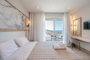 2 bedrooms, in-room safe, iron/ironing board, free WiFi - Corallia villa 1, with pool in Plakias resort (Plakias)