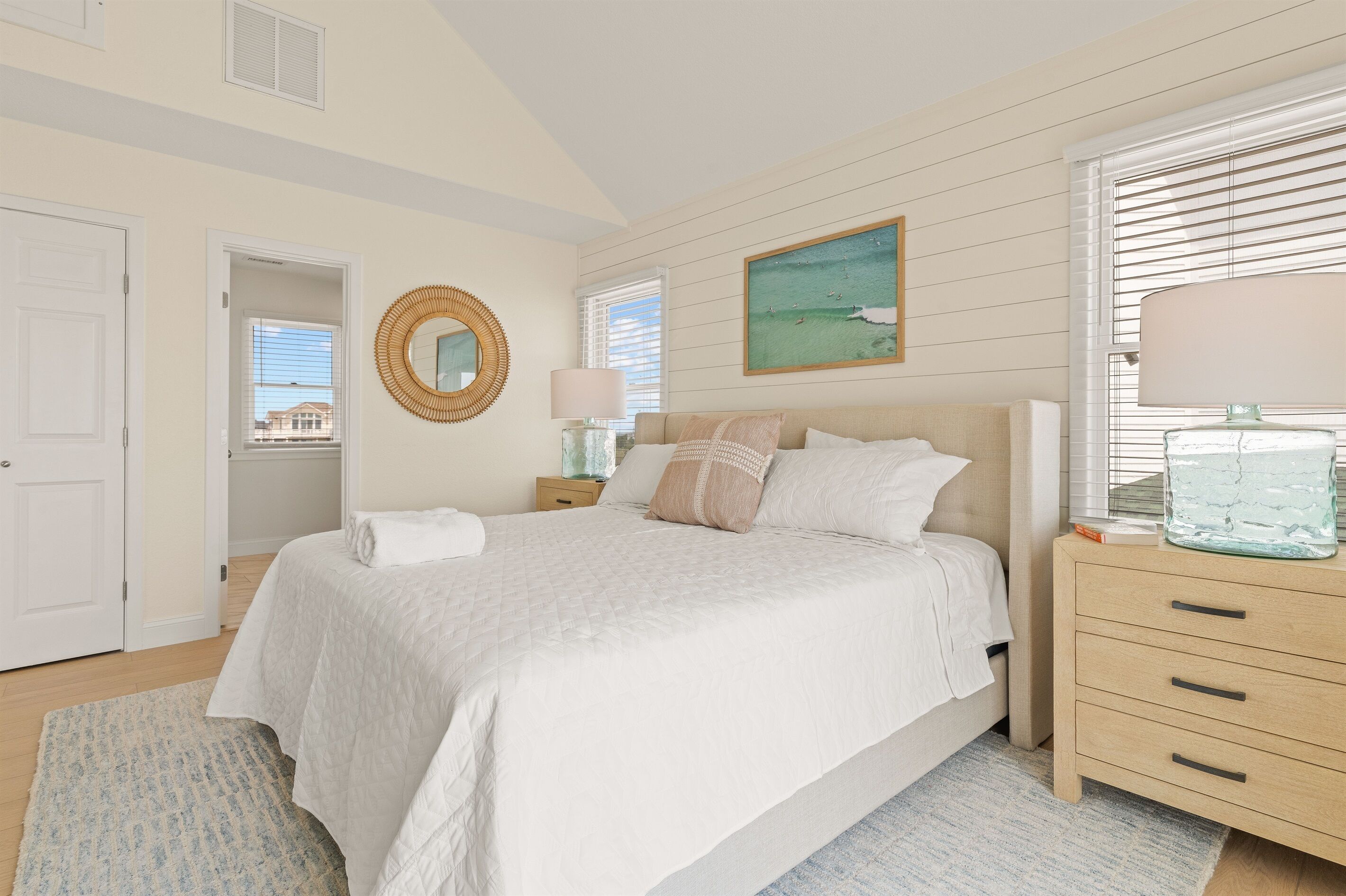 Oceanfront Luxury Hgtv 5br Home | Hot Tub, Pool Table, Game Room, Pickleball - Rodanthe, NC