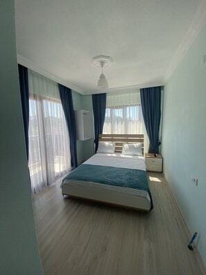 Standard Double or Twin Room | Free WiFi - Geyikli Paris Otel (Ezine)