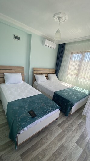 Habitación estándar con 1 cama matrimonial o 2 individuales | Wifi gratis