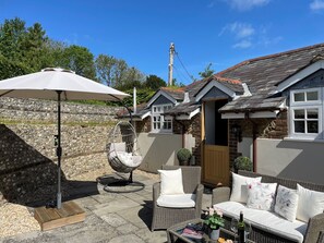 Cottage | Property grounds