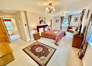 8 Schlafzimmer, Bügeleisen/Bügelbrett, kostenloses WLAN, Bettwäsche