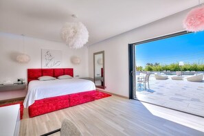 4 chambres, fer et planche à repasser, lit parapluie, Wi-Fi