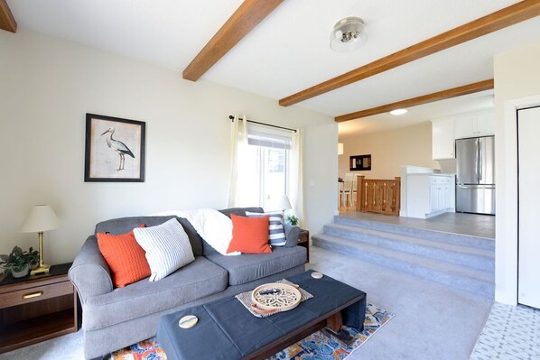 テレビ、書斎 / ワークスペース