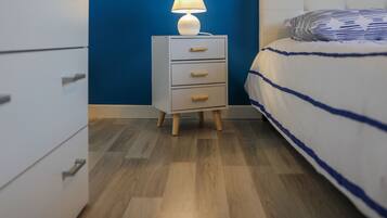 3 chambres, fer et planche à repasser, lit parapluie, Wi-Fi gratuit