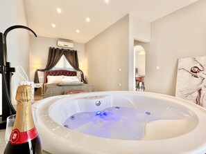 1 bedroom, free WiFi, bed sheets - Nissaki Anemone Luxury Apartment with Jacuzzi (Nissaki)