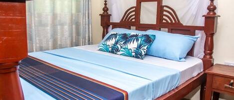 1 bedroom, desk, iron/ironing board, free WiFi