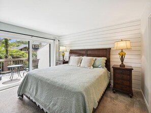 4 bedrooms, iron/ironing board, Internet, bed sheets