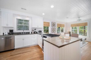 Fridge, microwave, oven, stovetop - The East Cooper Treehouse ~ 2 blocks to the beach! (Folly Beach)