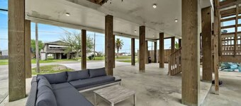 Stunning Home with Expansive Pool & Game Room