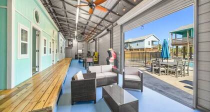 Gorgeous Home with Huge Private Pool and Game Room
