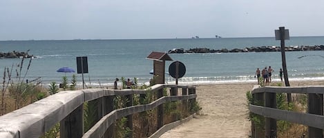 Strand