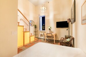 1 bedroom, free WiFi, bed sheets - Cozy loft top floor with stunning view (ROMA)