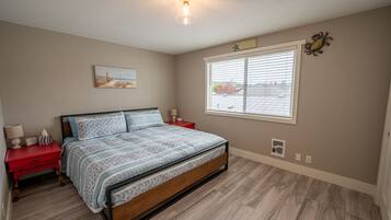 2 chambres, fer et planche Ă repasser, Wi-Fi gratuit, draps fournis