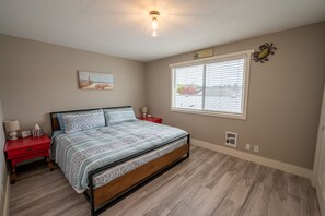 2 habitaciones, tabla de planchar con plancha y wifi gratis 