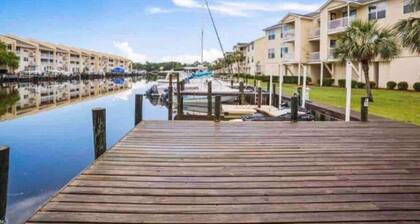 Bayou Breezes- Come Live the Bayou Life