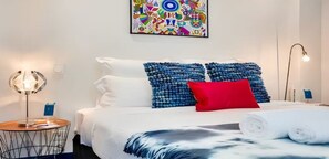 4 bedrooms, in-room safe, desk, iron/ironing board