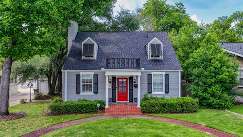 Bama Hideout- Book now for Football! Walk to the Stadium and Campus!