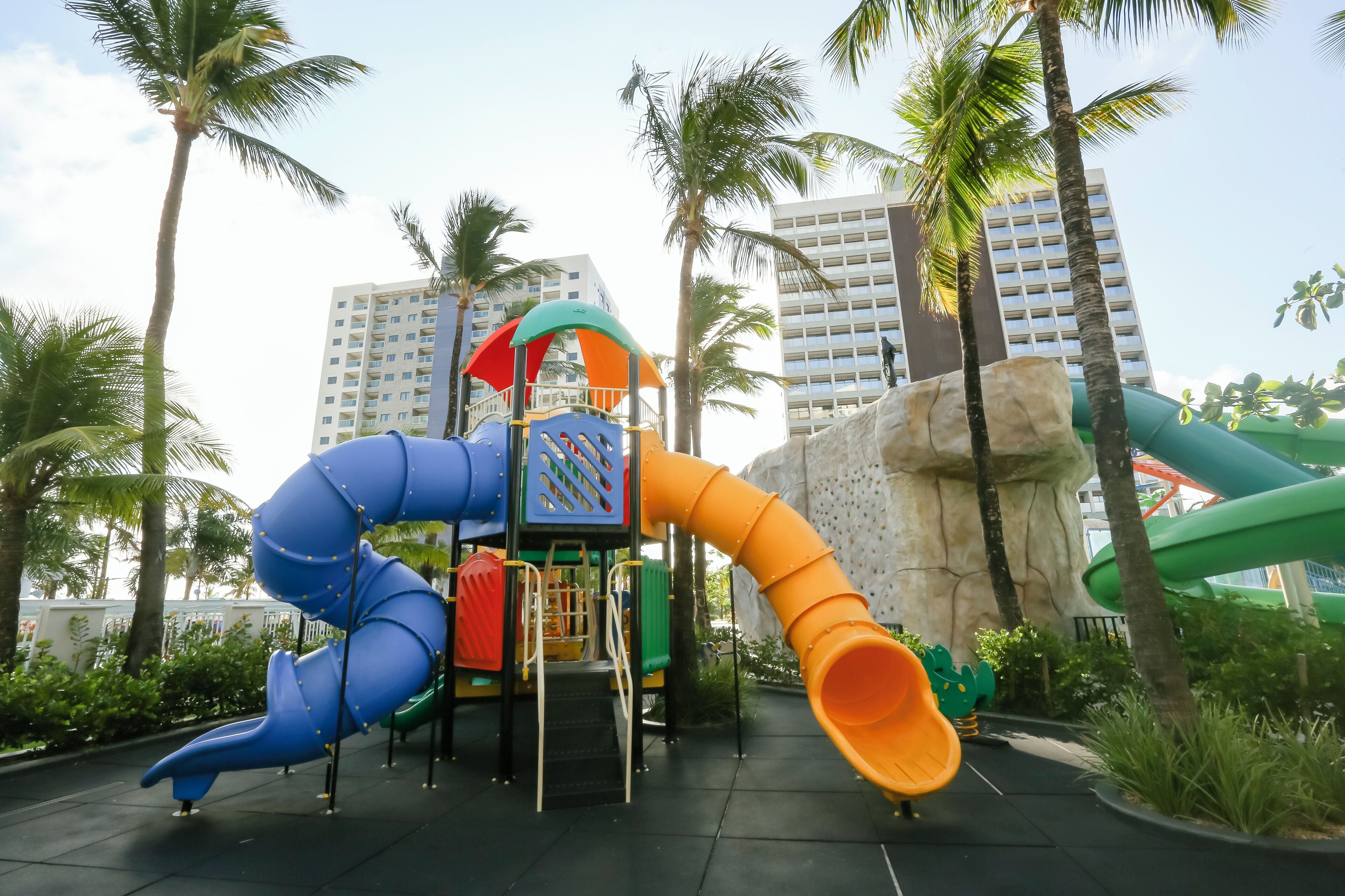 منطقة لعب الأطفال - خارجية