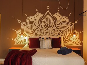 1 Schlafzimmer, individuell dekoriert, individuell eingerichtet