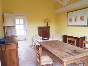 Dining - Alpilles Cottage Philippe's Farm pool shared (Saint-Rémy-de-Provence)