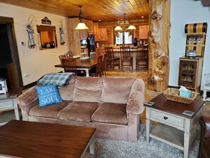 Fireplace - 2 Sisters Getaway, Cozy Cabin - Close to Riding Trails, Lakes, & Hot Springs (Featherville)