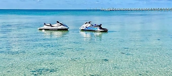 The Hemingway - Beach Houses Key West