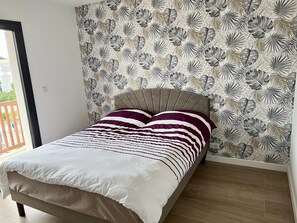 5 chambres, fer et planche Ă repasser, Wi-Fi, draps fournis