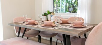 ★6B Modern Bungalow★King Bed/WiFi✔Long Stays★Clean