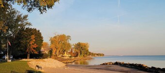 Harborview 3-6-8 on Main