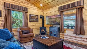 Télévision, cheminée