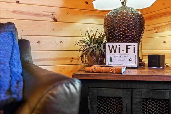 Unclassified image, 1 of 31, button