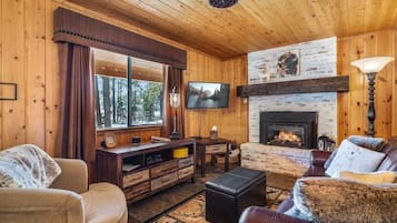 Télévision, cheminée