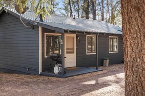 Unclassified image, 2 of 9, button