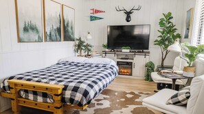 2 bedrooms, WiFi, bed sheets - Cowgirl Cabin (Aspen 3) (Greer)