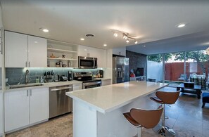 Fridge, microwave, oven, stovetop - Modern Arcadia Condo - Walking Distance to LGO and Postino! (Phoenix)