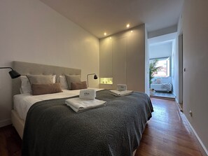 Family Apartment, 2 Bedrooms, 2 Bathrooms, City View | Premium bedding, memory-foam beds, individually decorated - Olivier Premium Apartments - Downtown Lisbon (Lisbon)