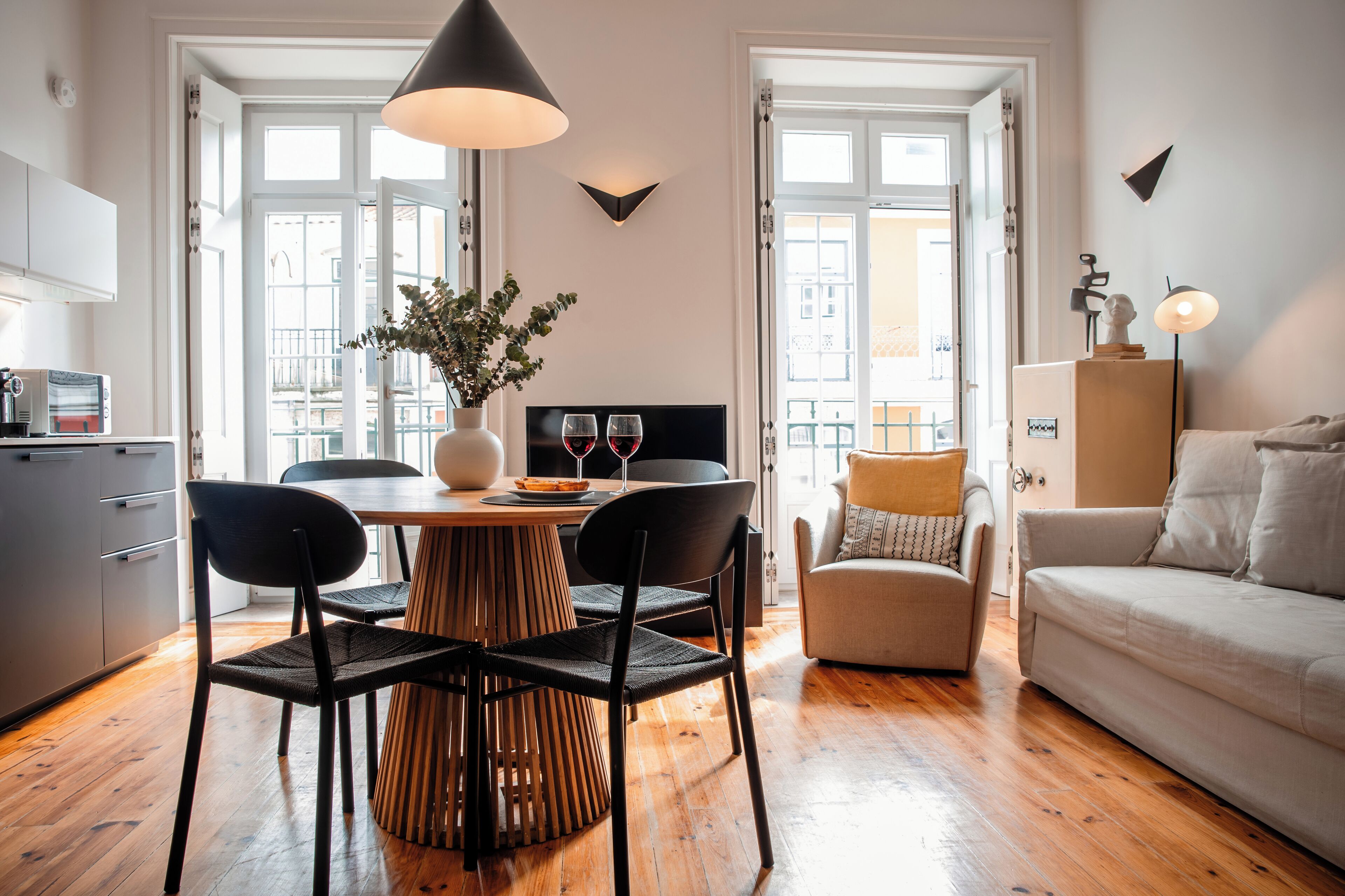 Design Apartment, 1 Bedroom, Balcony, City View | Private kitchen | Fridge, microwave, stovetop, dishwasher